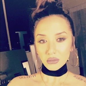 Meet your Posher, Krystal